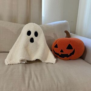 Costco Sherpa Ghost & Jackolantorn Halloween Decor Pillow White NEW!!